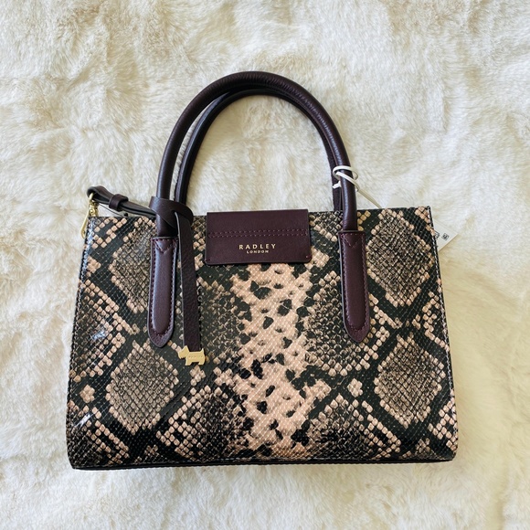 Radley Arlington Court - Picture 2 of 8